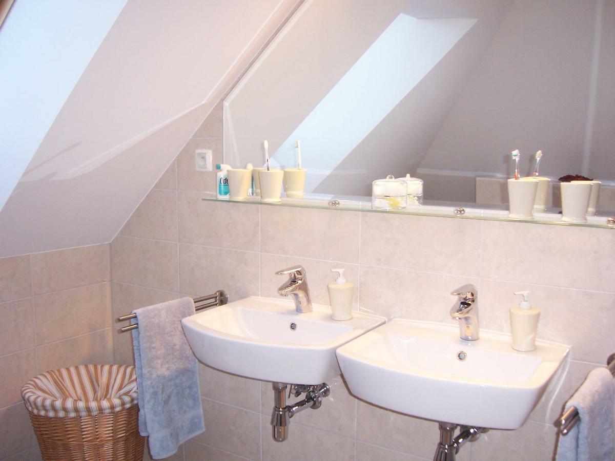 Domwigierski Pl -Jeziorki -Gr- Comfort-Ferienhaus-Polen - Wlasna Linia Brzegowa I Sauna Wysoki Most  Luaran gambar